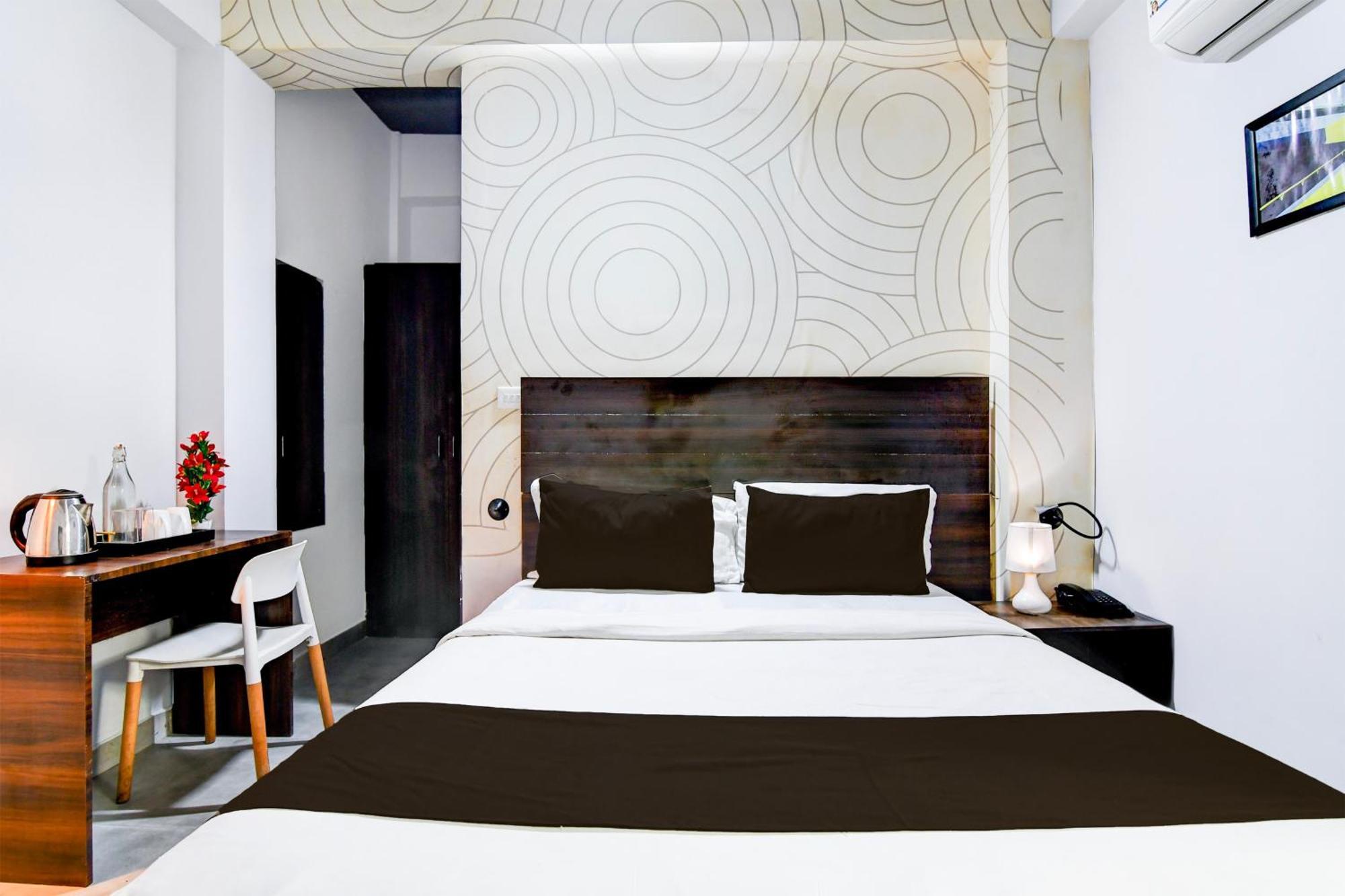 Super Townhouse Chandrasekharpur Bhubaneswar Exterior photo